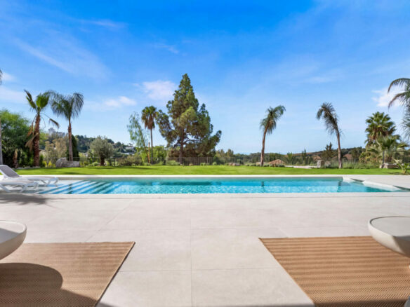🇪🇸 FOR SALE: SPECTACULAR CONTEMPORARY MASTERPIECE IN EL PARAÍSO ALTO, BENAHAVÍS 🌟