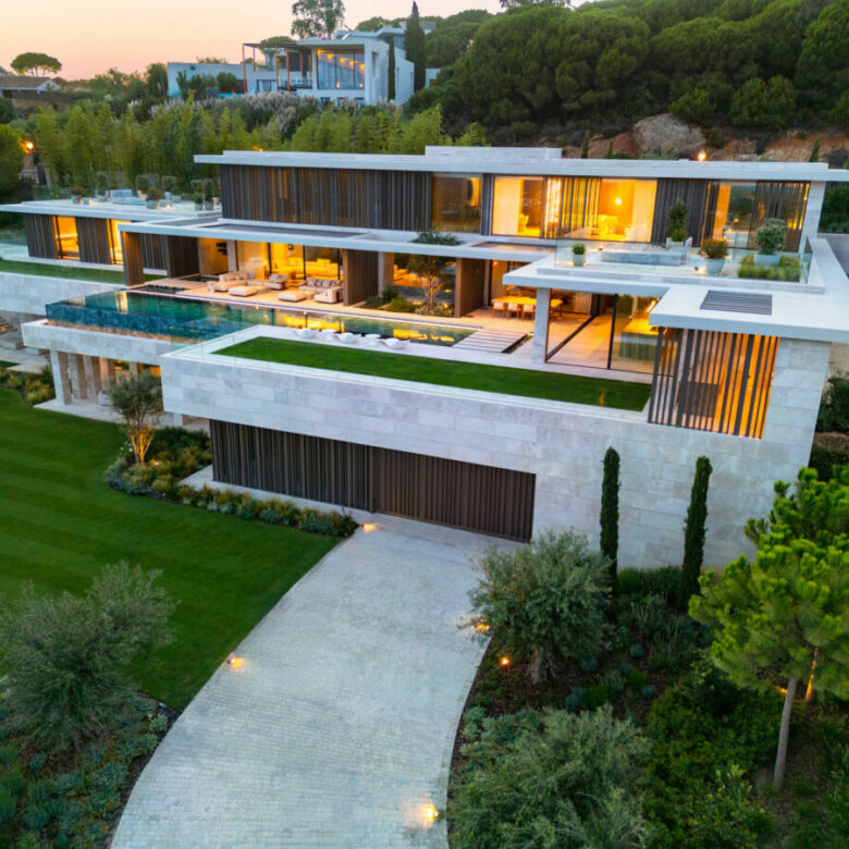 🏡 Contemporary Luxury Villa La Reserva Sotogrande – Fully Furnished Turnkey  🇪🇸  Costa del Sol 🇪🇸