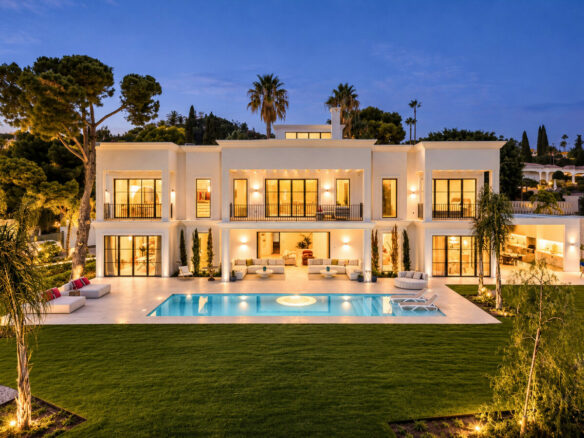 🇪🇸 FOR SALE: SPECTACULAR CONTEMPORARY MASTERPIECE IN EL PARAÍSO ALTO, BENAHAVÍS 🌟