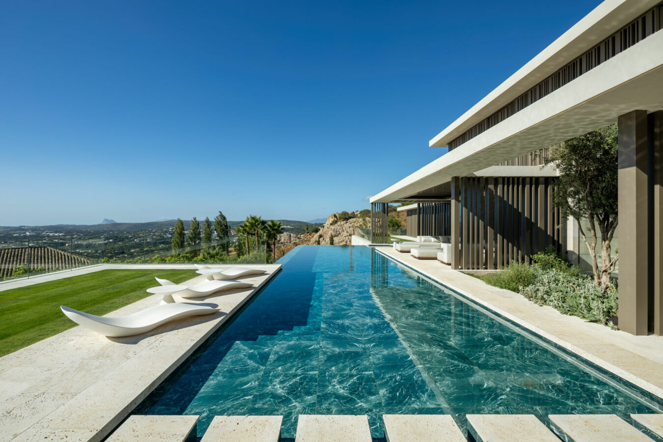 🏡 Contemporary Luxury Villa La Reserva Sotogrande – Fully Furnished Turnkey  🇪🇸  Costa del Sol 🇪🇸