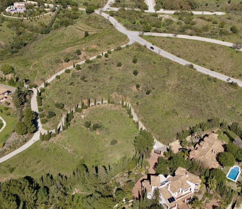 🌅 For Sale: Sea & Mountain View Plot — Mijas