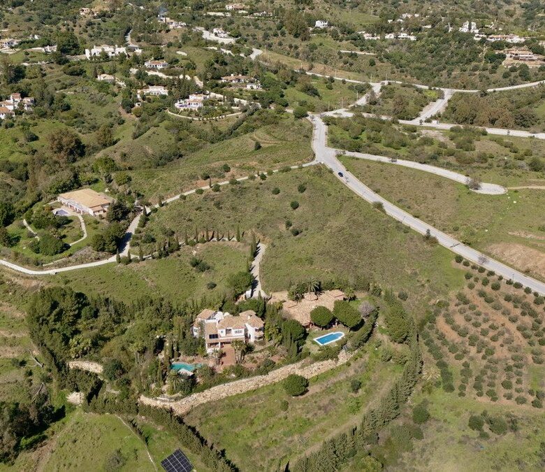 🌅 For Sale: Sea & Mountain View Plot — Mijas