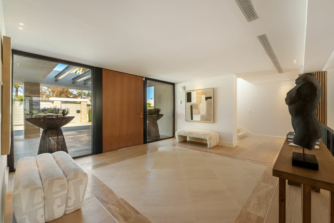 Luxury  Villa with Golf Views