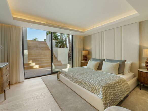 Luxury  Villa with Golf Views