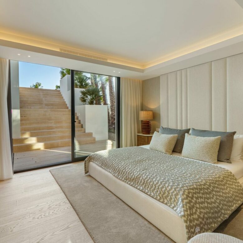 Luxury  Villa with Golf Views