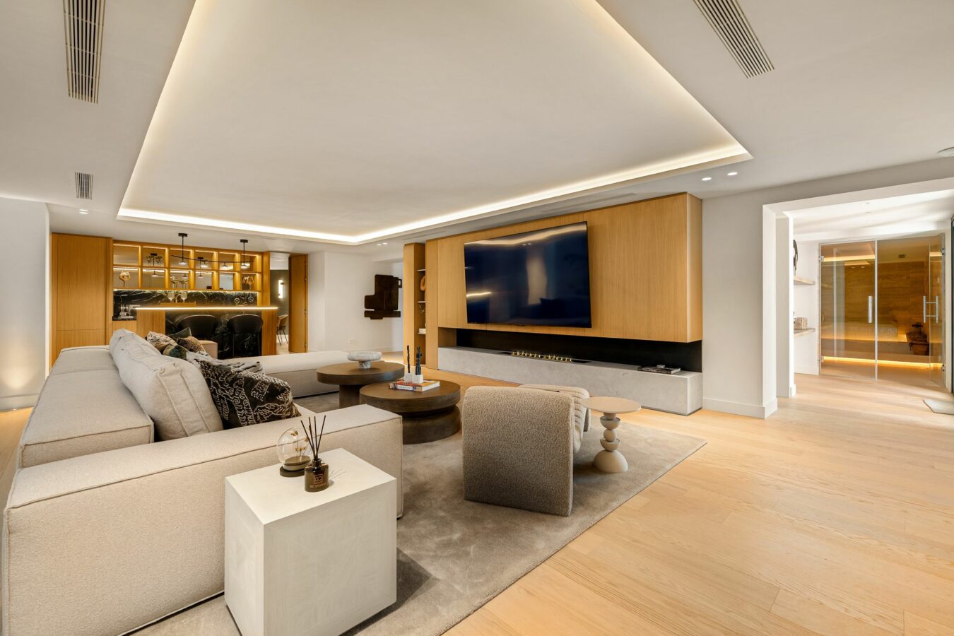 Luxury  Villa with Golf Views