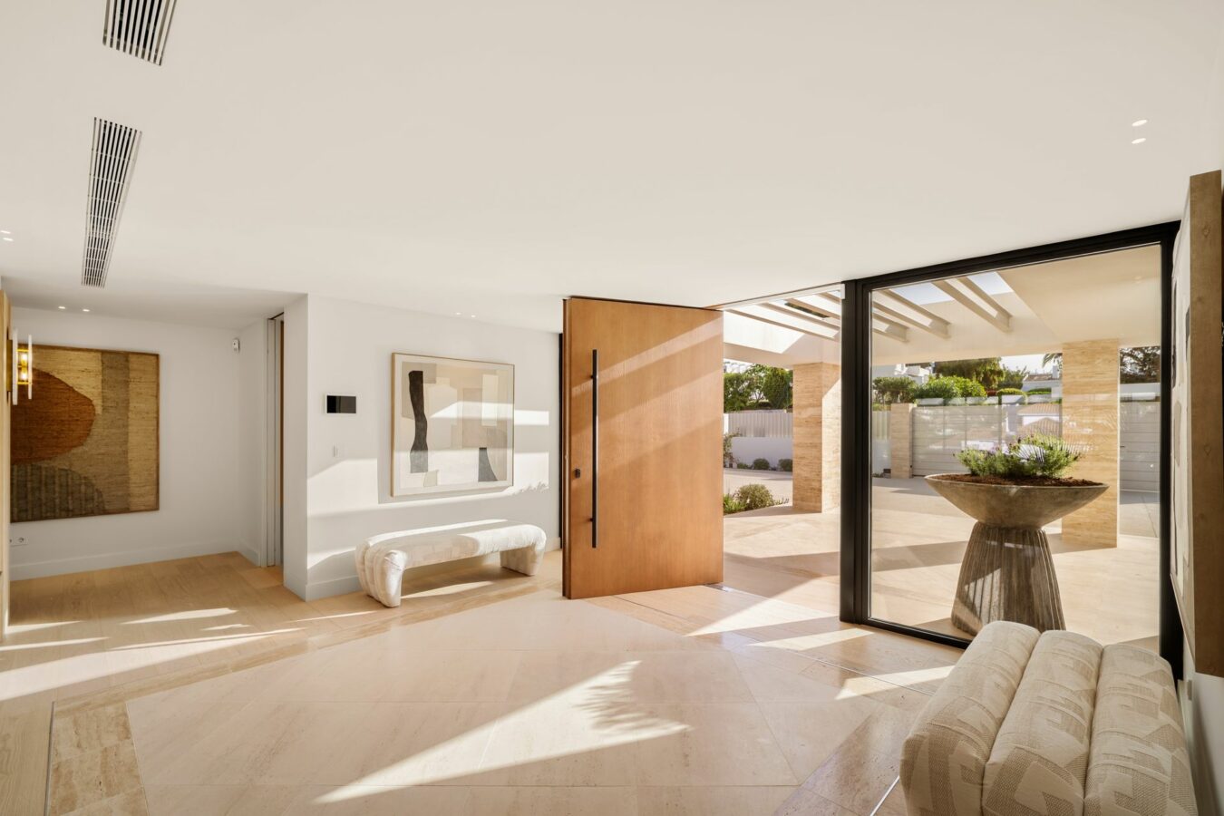 Luxury  Villa with Golf Views