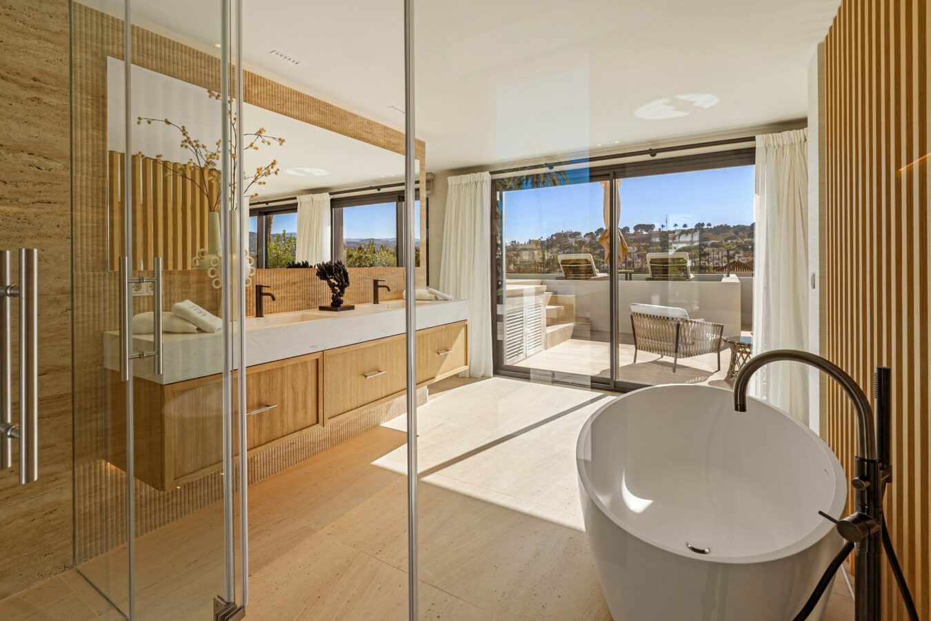 Luxury  Villa with Golf Views