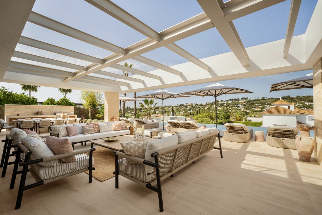 Luxury  Villa with Golf Views