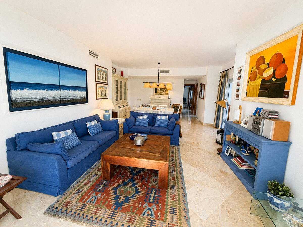 FOR SALE 🏡 Corner Ground-Floor Apartment Steps from the Beach – Costalita, New Golden Mile, Estepona 🇪🇸