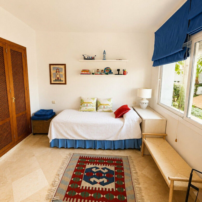 FOR SALE 🏡 Corner Ground-Floor Apartment Steps from the Beach – Costalita, New Golden Mile, Estepona 🇪🇸