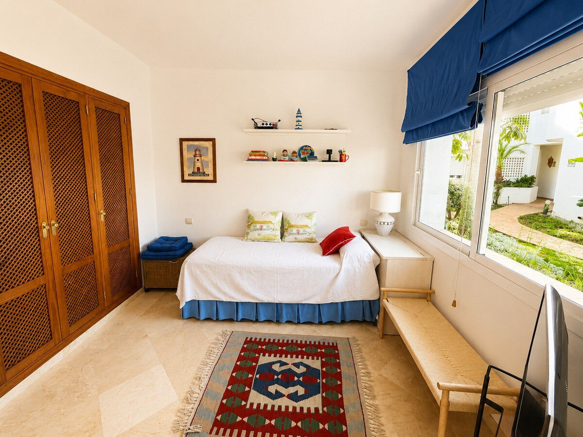 FOR SALE 🏡 Corner Ground-Floor Apartment Steps from the Beach – Costalita, New Golden Mile, Estepona 🇪🇸