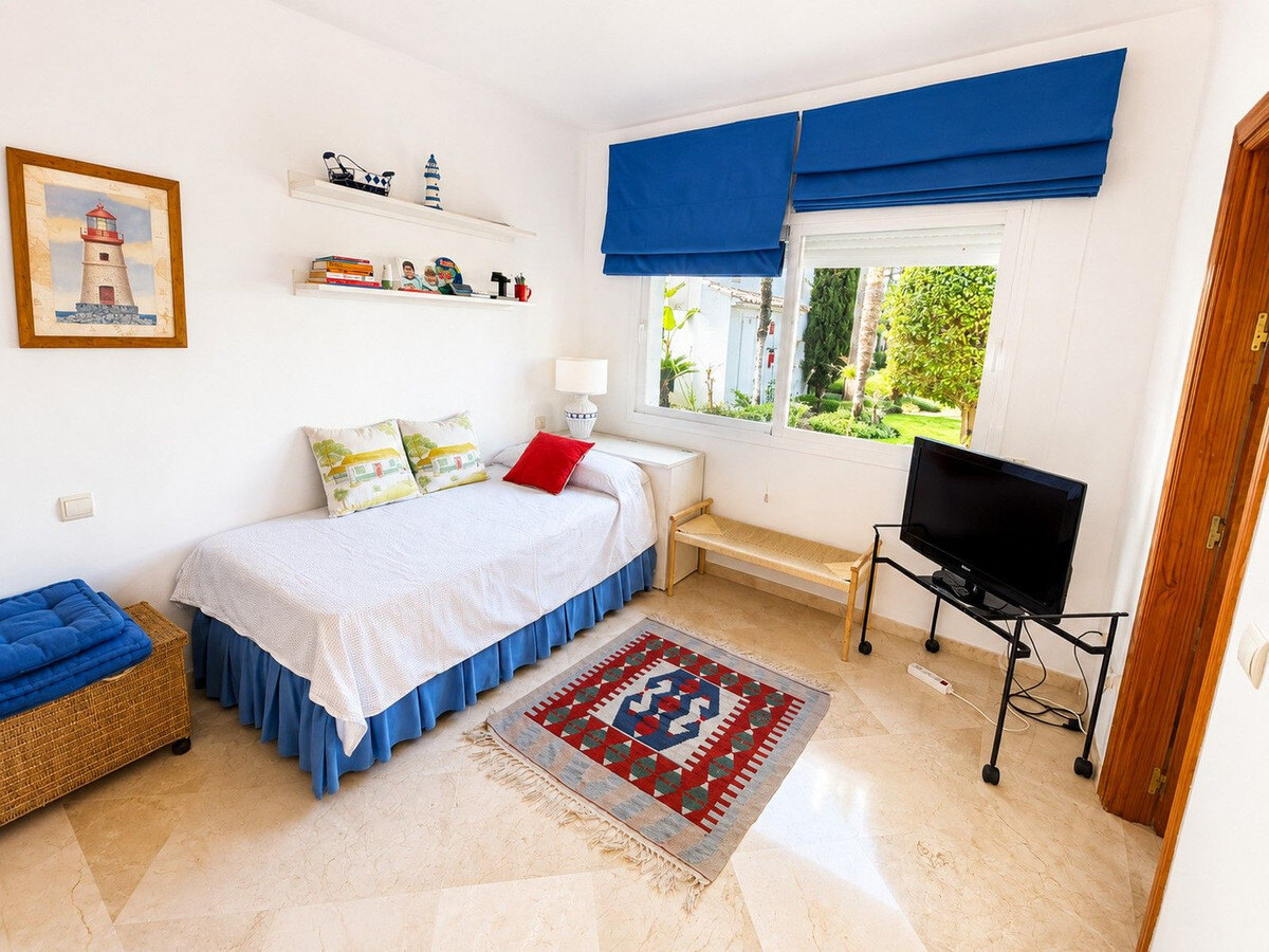 FOR SALE 🏡 Corner Ground-Floor Apartment Steps from the Beach – Costalita, New Golden Mile, Estepona 🇪🇸