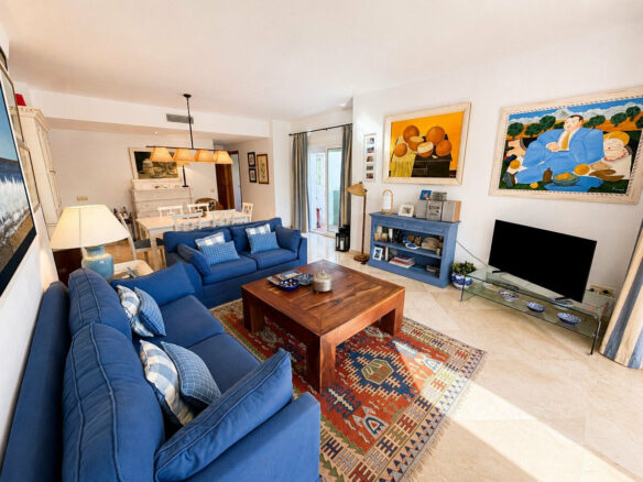 FOR SALE 🏡 Corner Ground-Floor Apartment Steps from the Beach – Costalita, New Golden Mile, Estepona 🇪🇸