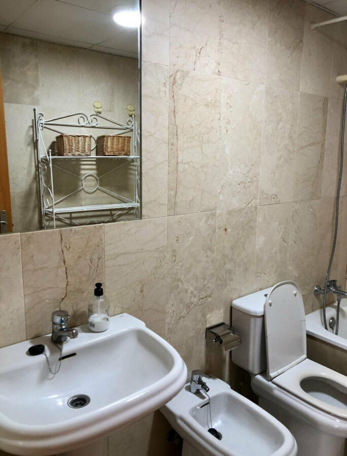 FOR SALE 🏡 Bright Two-Bedroom Apartment by Plaza del Rocío, Steps from the Old Town – Estepona Centre, Estepona 🇪🇸