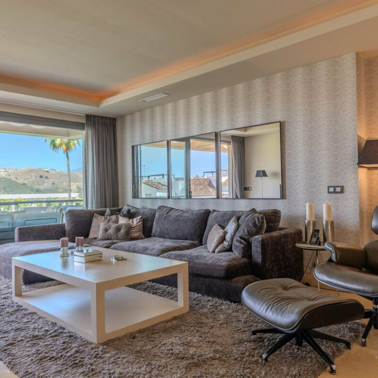 FOR SALE 🏡 Three-Bedroom Garden Apartment with Large Terrace in a Golf Resort – Arrayanes Golf, Benahavís 🇪🇸