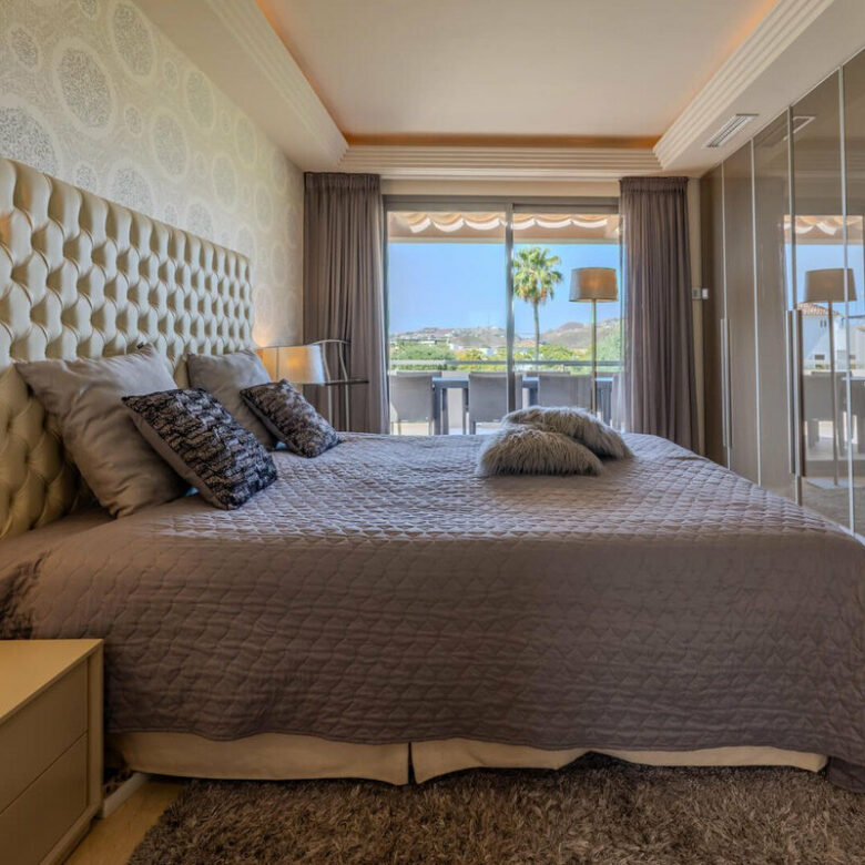 FOR SALE 🏡 Three-Bedroom Garden Apartment with Large Terrace in a Golf Resort – Arrayanes Golf, Benahavís 🇪🇸