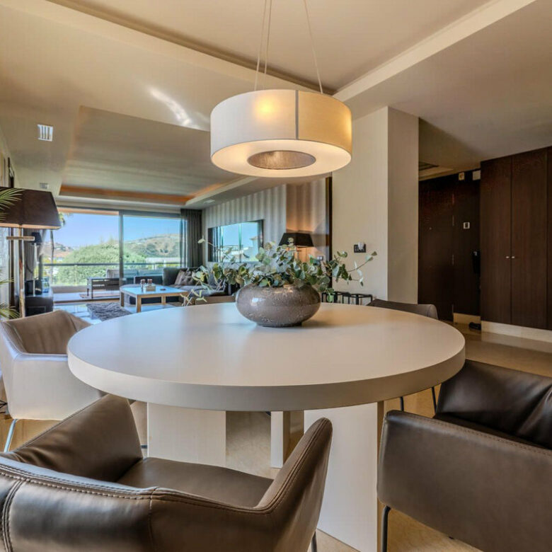 FOR SALE 🏡 Three-Bedroom Garden Apartment with Large Terrace in a Golf Resort – Arrayanes Golf, Benahavís 🇪🇸