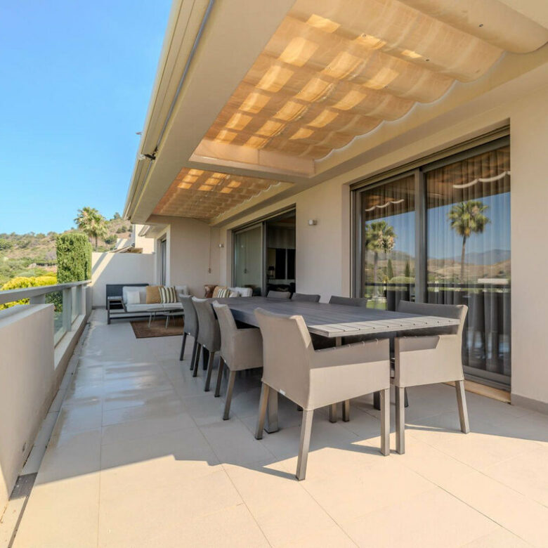 FOR SALE 🏡 Three-Bedroom Garden Apartment with Large Terrace in a Golf Resort – Arrayanes Golf, Benahavís 🇪🇸