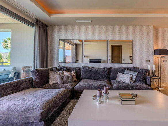 FOR SALE 🏡 Three-Bedroom Garden Apartment with Large Terrace in a Golf Resort – Arrayanes Golf, Benahavís 🇪🇸