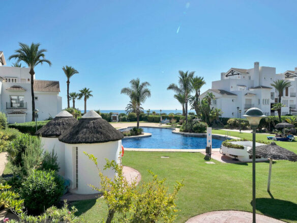 FOR SALE 🏡 Beachfront Garden Apartment in a Gated Community – Los Monteros, Marbella East 🇪🇸