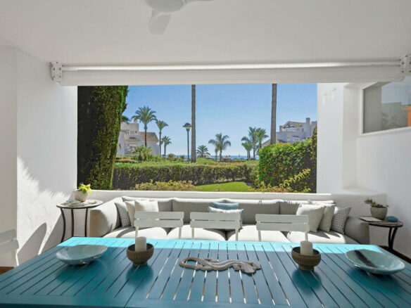 FOR SALE 🏡 Beachfront Garden Apartment in a Gated Community – Los Monteros, Marbella East 🇪🇸