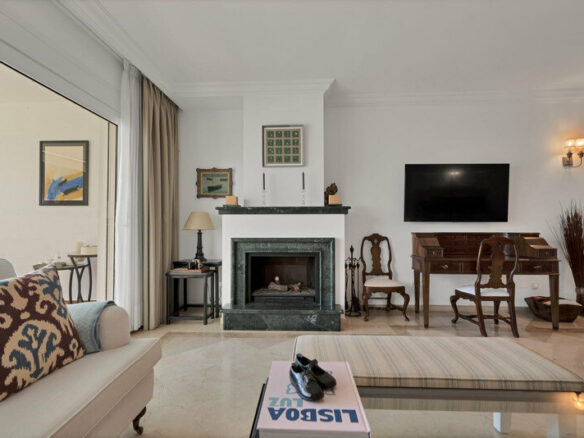 FOR SALE 🏡 Beachfront Garden Apartment in a Gated Community – Los Monteros, Marbella East 🇪🇸