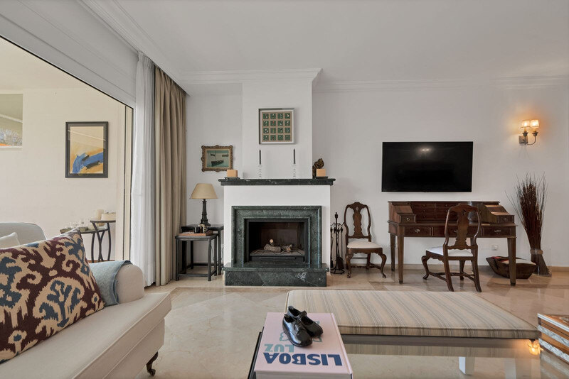 FOR SALE 🏡 Beachfront Garden Apartment in a Gated Community – Los Monteros, Marbella East 🇪🇸