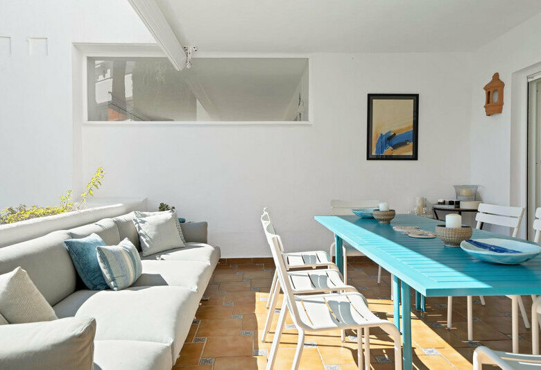 FOR SALE 🏡 Beachfront Garden Apartment in a Gated Community – Los Monteros, Marbella East 🇪🇸