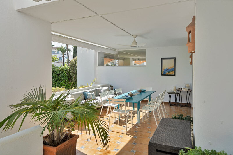 FOR SALE 🏡 Beachfront Garden Apartment in a Gated Community – Los Monteros, Marbella East 🇪🇸