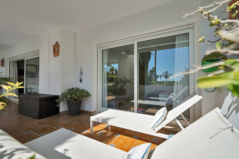 FOR SALE 🏡 Beachfront Garden Apartment in a Gated Community – Los Monteros, Marbella East 🇪🇸