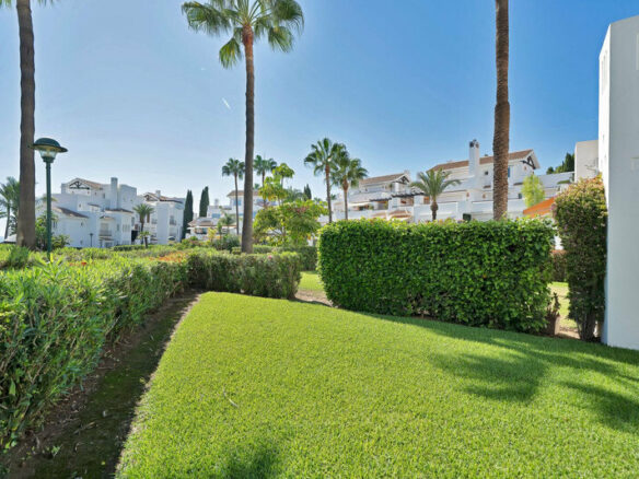 FOR SALE 🏡 Beachfront Garden Apartment in a Gated Community – Los Monteros, Marbella East 🇪🇸