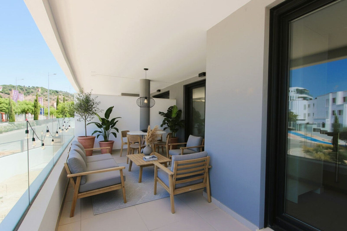 FOR SALE 🏡 New Two-Bedroom Apartment near the Beach in Estepona Town 🇪🇸