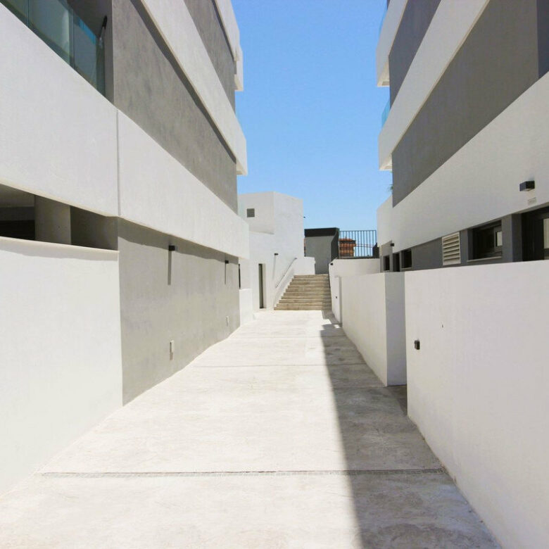 FOR SALE 🏡 New Two-Bedroom Apartment near the Beach in Estepona Town 🇪🇸