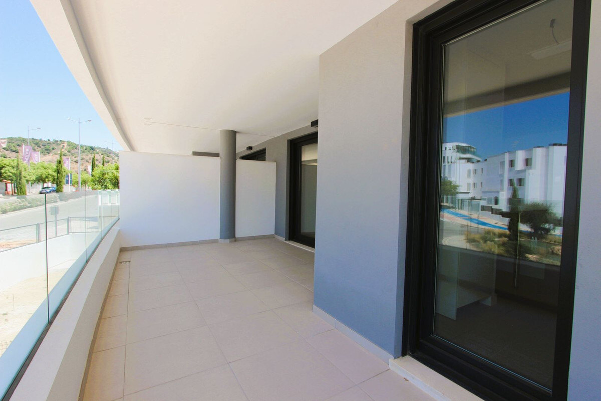 FOR SALE 🏡 New Two-Bedroom Apartment near the Beach in Estepona Town 🇪🇸