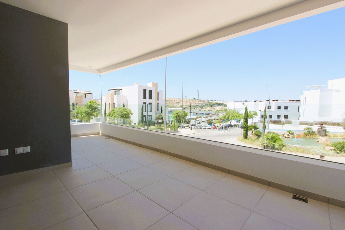 FOR SALE 🏡 New Two-Bedroom Apartment near the Beach in Estepona Town 🇪🇸