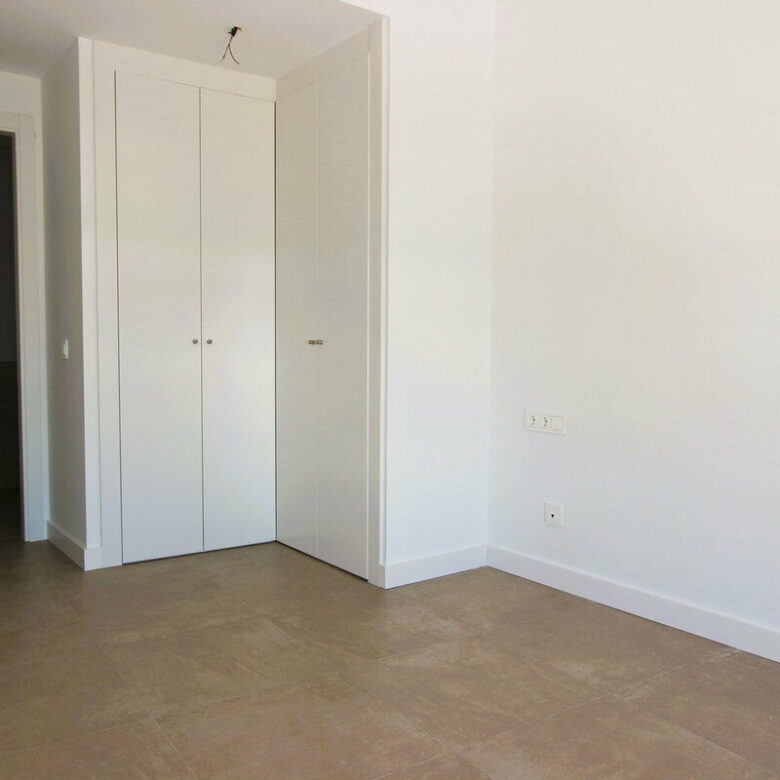 FOR SALE 🏡 New Two-Bedroom Apartment near the Beach in Estepona Town 🇪🇸