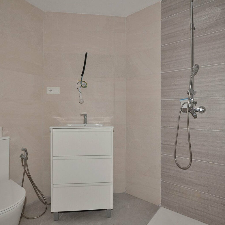 FOR SALE 🏡 New Two-Bedroom Apartment 350 m from the Sea – Fuengirola Centre 🇪🇸