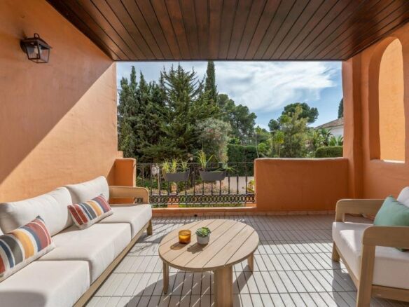 FOR SALE 🏡 Renovated Two-Bedroom Apartment Three Minutes from the Beach – New Golden Mile, Estepona 🇪🇸