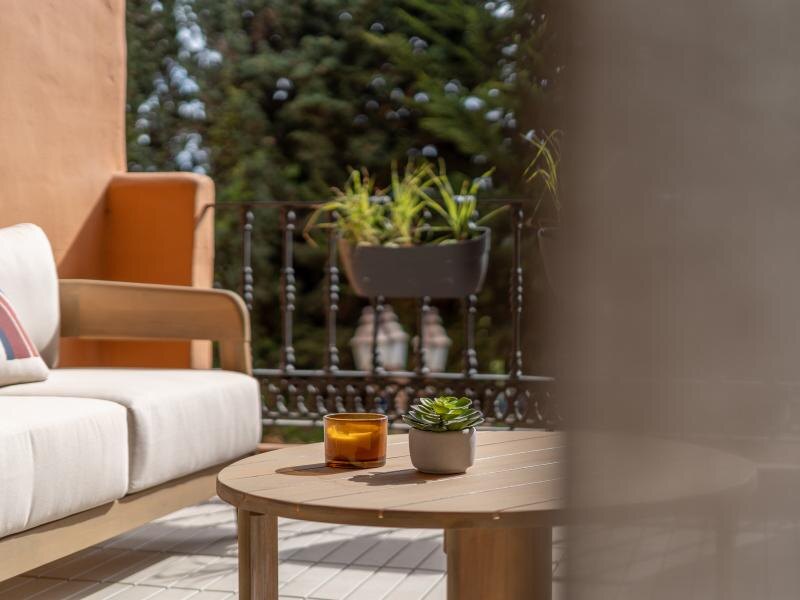 FOR SALE 🏡 Renovated Two-Bedroom Apartment Three Minutes from the Beach – New Golden Mile, Estepona 🇪🇸