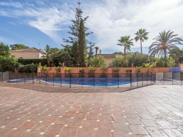 FOR SALE 🏡 Renovated Two-Bedroom Apartment Three Minutes from the Beach – New Golden Mile, Estepona 🇪🇸
