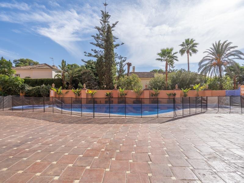 FOR SALE 🏡 Renovated Two-Bedroom Apartment Three Minutes from the Beach – New Golden Mile, Estepona 🇪🇸