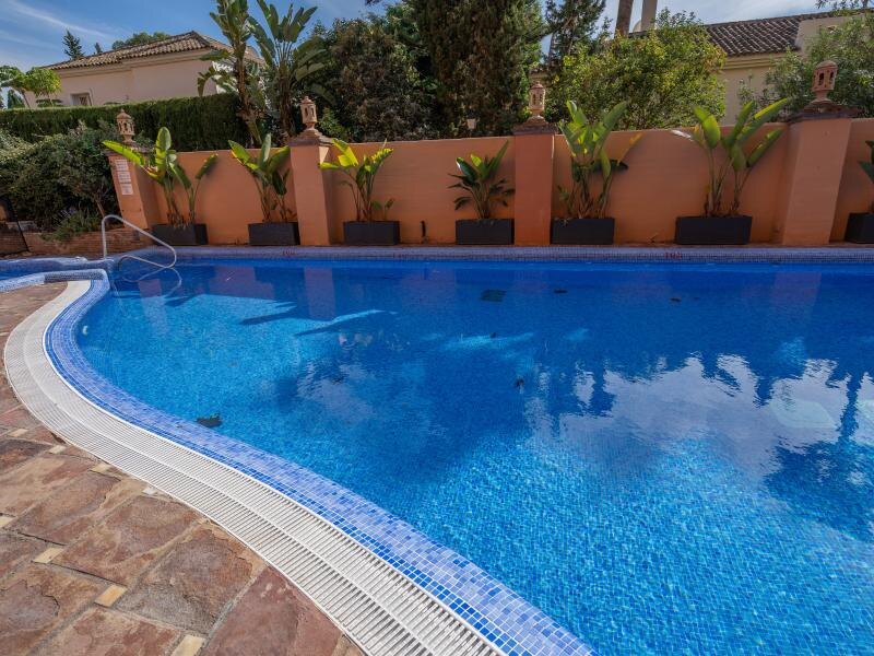 FOR SALE 🏡 Renovated Two-Bedroom Apartment Three Minutes from the Beach – New Golden Mile, Estepona 🇪🇸