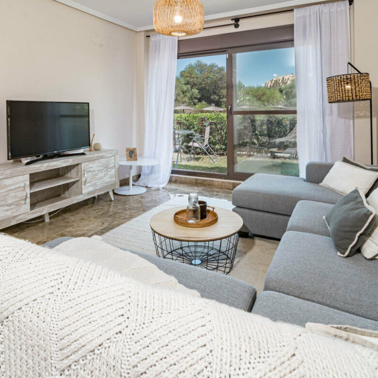 FOR SALE 🏡 Two-Bedroom Garden Apartment with Pool Views in a Gated Complex – Selwo, Estepona 🇪🇸