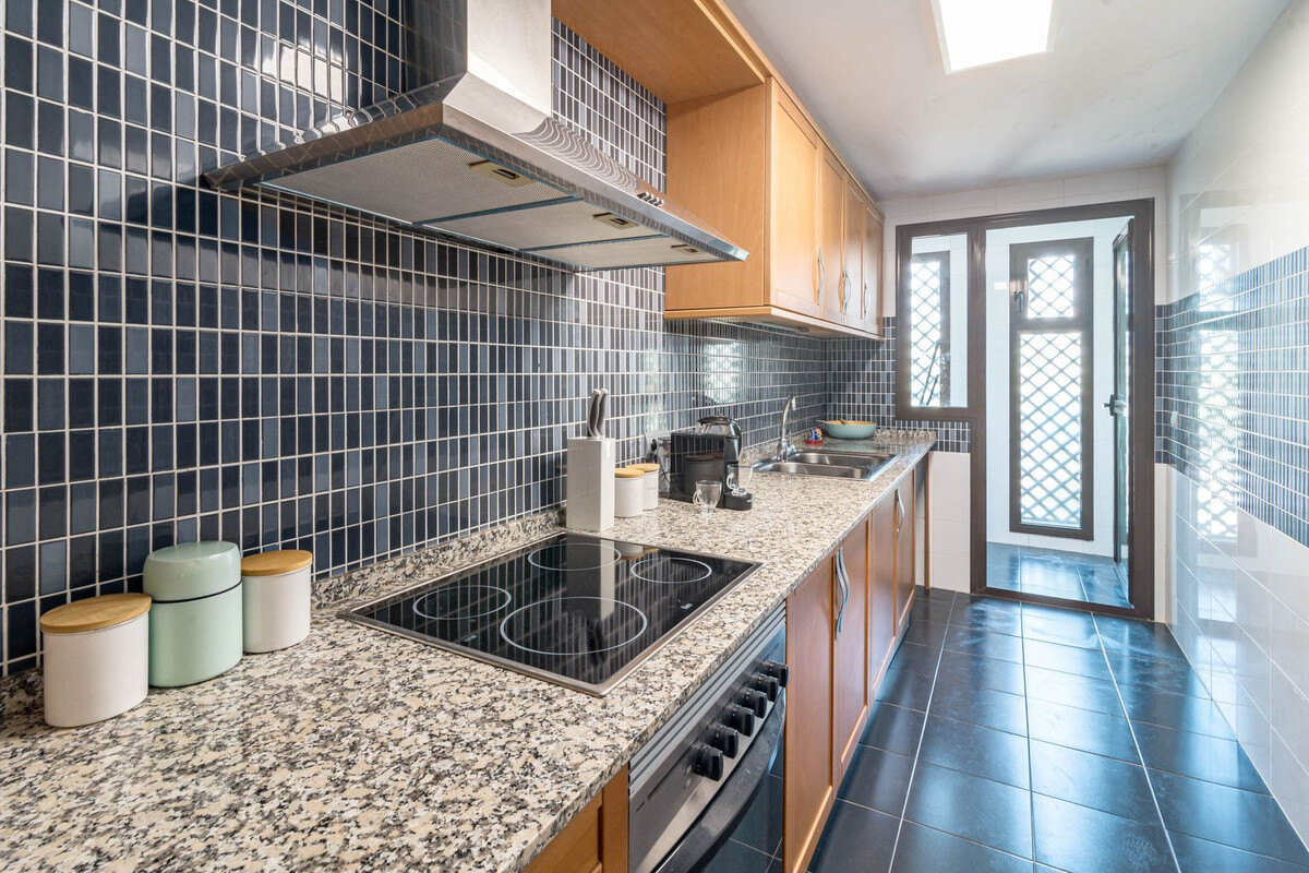 FOR SALE 🏡 Two-Bedroom Garden Apartment with Pool Views in a Gated Complex – Selwo, Estepona 🇪🇸