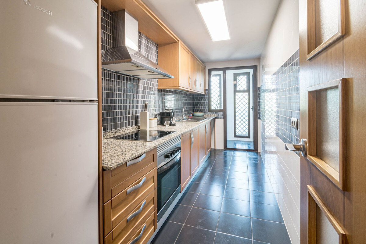 FOR SALE 🏡 Two-Bedroom Garden Apartment with Pool Views in a Gated Complex – Selwo, Estepona 🇪🇸