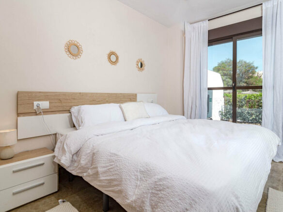 FOR SALE 🏡 Two-Bedroom Garden Apartment with Pool Views in a Gated Complex – Selwo, Estepona 🇪🇸