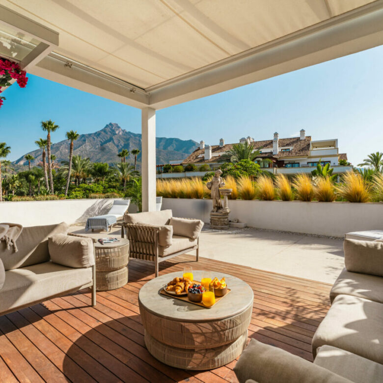 FOR SALE 🌟 Luxurious 3-Bedroom Duplex Penthouse – Lomas del Rey, Golden Mile  🇪🇸