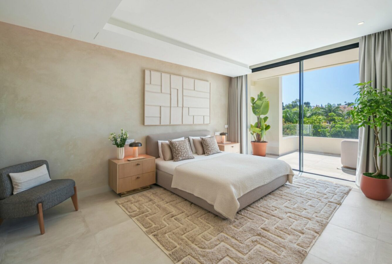 FOR SALE 🏡 Contemporary Four-Bedroom Villa with Rooftop Solarium and Private Pool – El Campanario, New Golden Mile, Estepona 🇪🇸