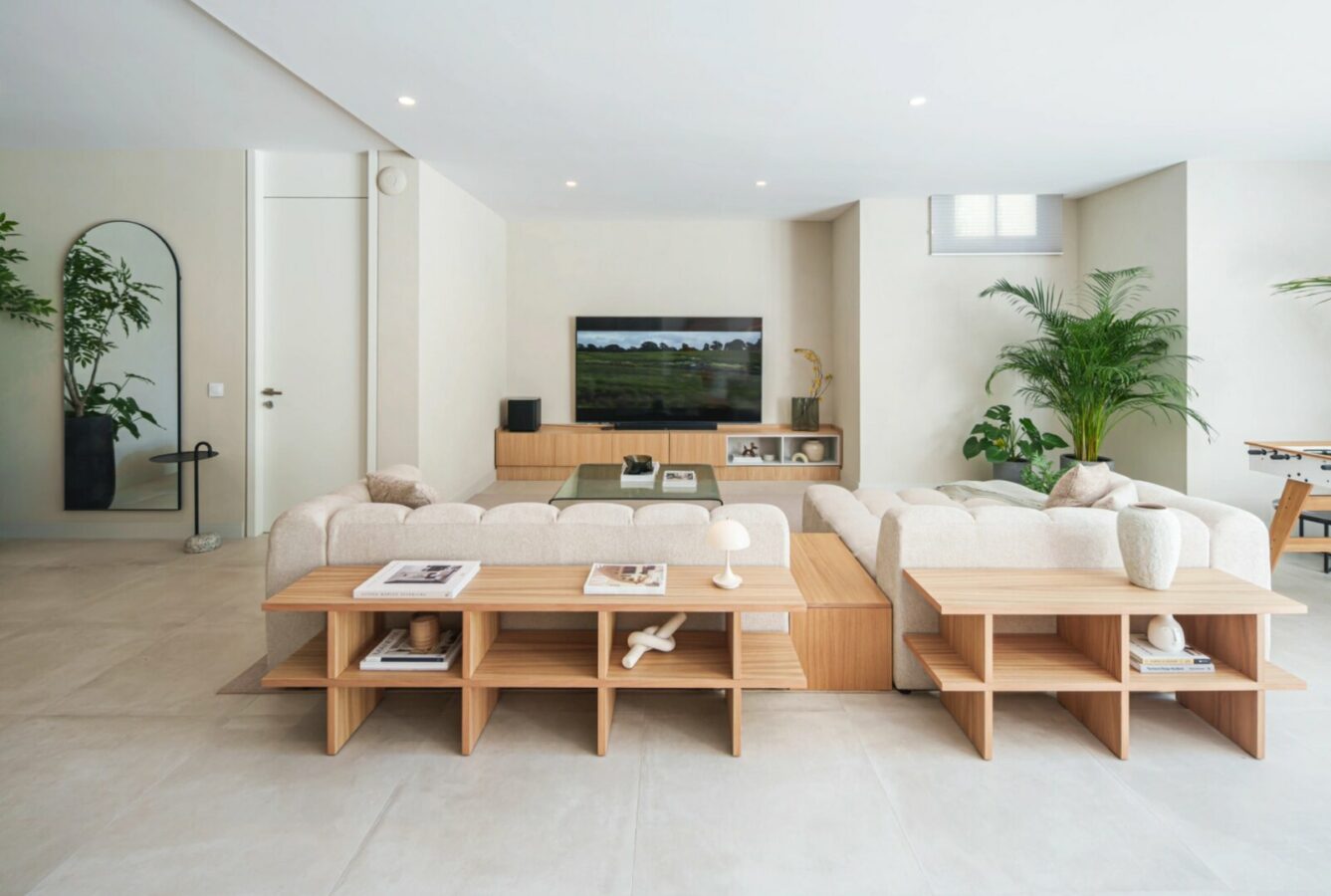 FOR SALE 🏡 Contemporary Four-Bedroom Villa with Rooftop Solarium and Private Pool – El Campanario, New Golden Mile, Estepona 🇪🇸